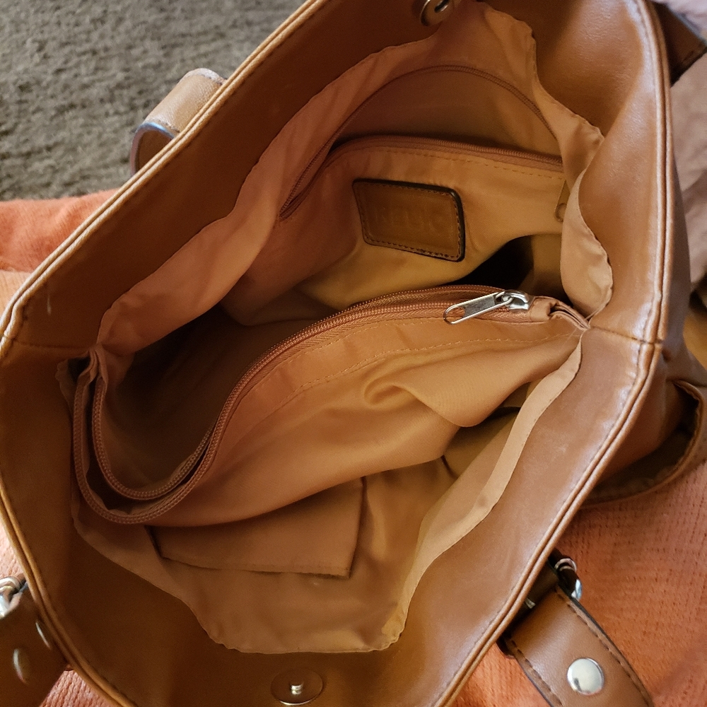 Relic Handbag - Picture 5 of 6